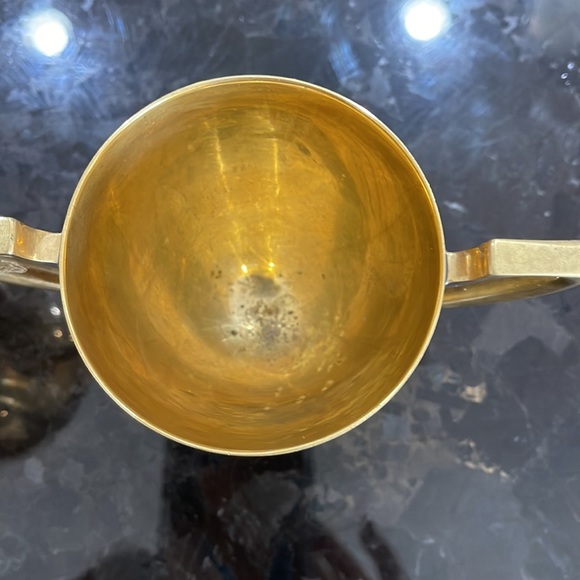 Vintage dirilyte sugar bowl and creamer set brass finish . Needs a good polish - Picture 4 of 11